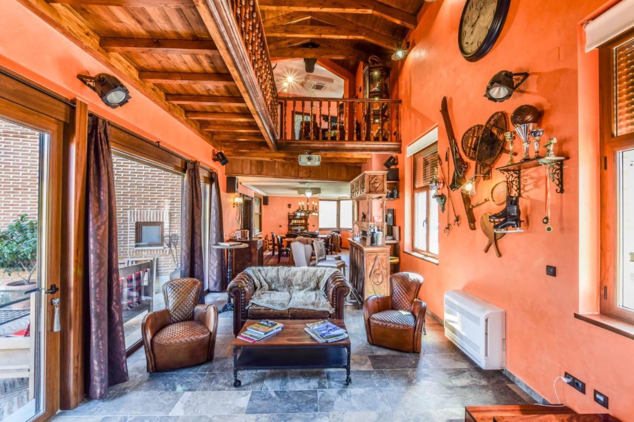 Casa del Trotamundos Villamayor de Campos Exterior foto