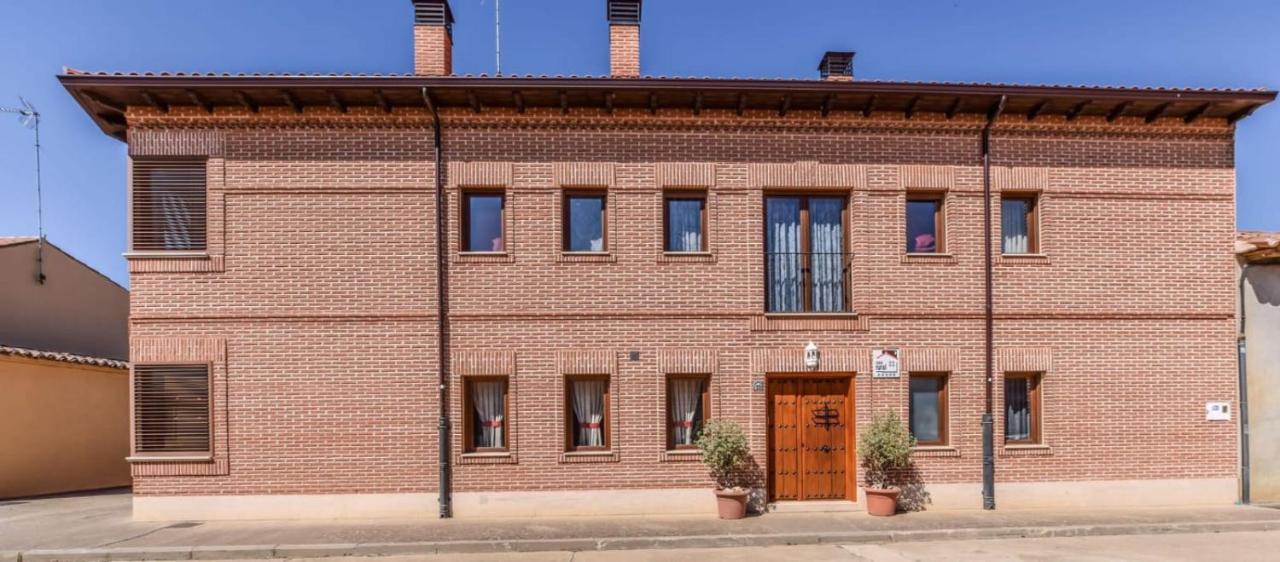 Casa del Trotamundos Villamayor de Campos Exterior foto